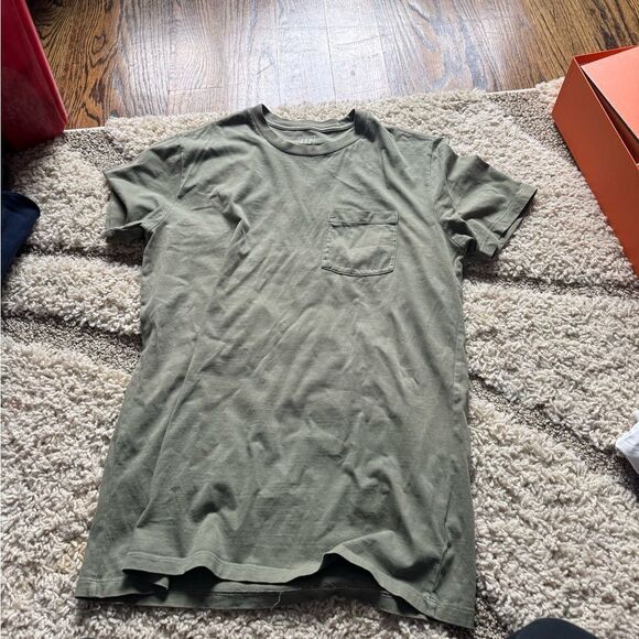 men’s green gap t shjrt - Picture 1 of 2